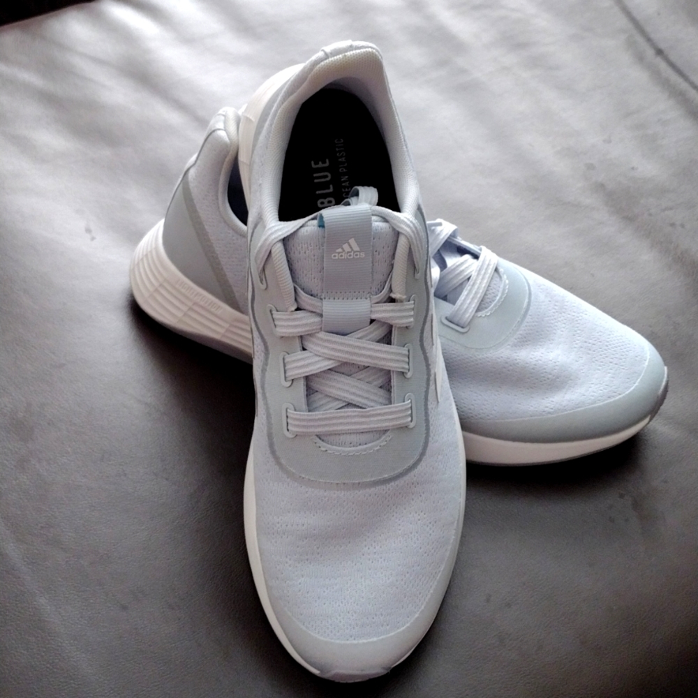 QT RACER SPORT SNEAKER - WOMEN'S